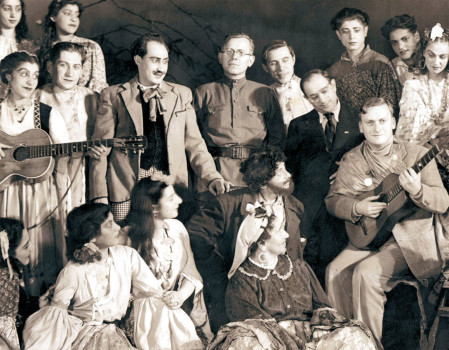 Иегуди Менухин в театре "Ромэн", 1945 г.