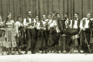 Ансамбль "Ловари"