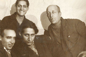ОДНИ ИЗ СОЗДАТЕЛЕЙ ТЕАТРА "РОМЭН", слева направо: М.И. Гольдблат, И.В. Хрусталев, И.И. Ром-Лебедев, М.А. Ильинский