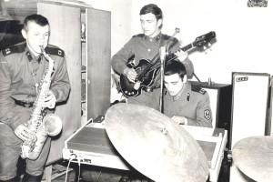 Александр Зверович