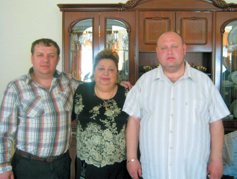 Галина Мурзина с племянниками Иваном и Романом