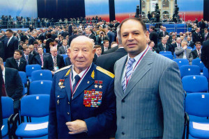 А. А. Леонов и А. Н. Бариев
