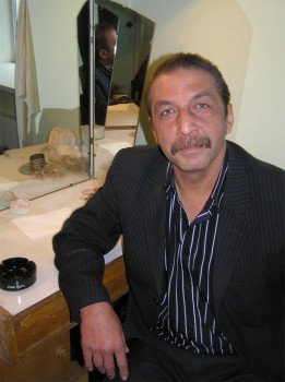 Постановщик – Павел Бобров
