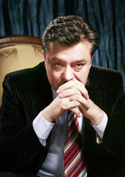 Игорь Сакизчи
